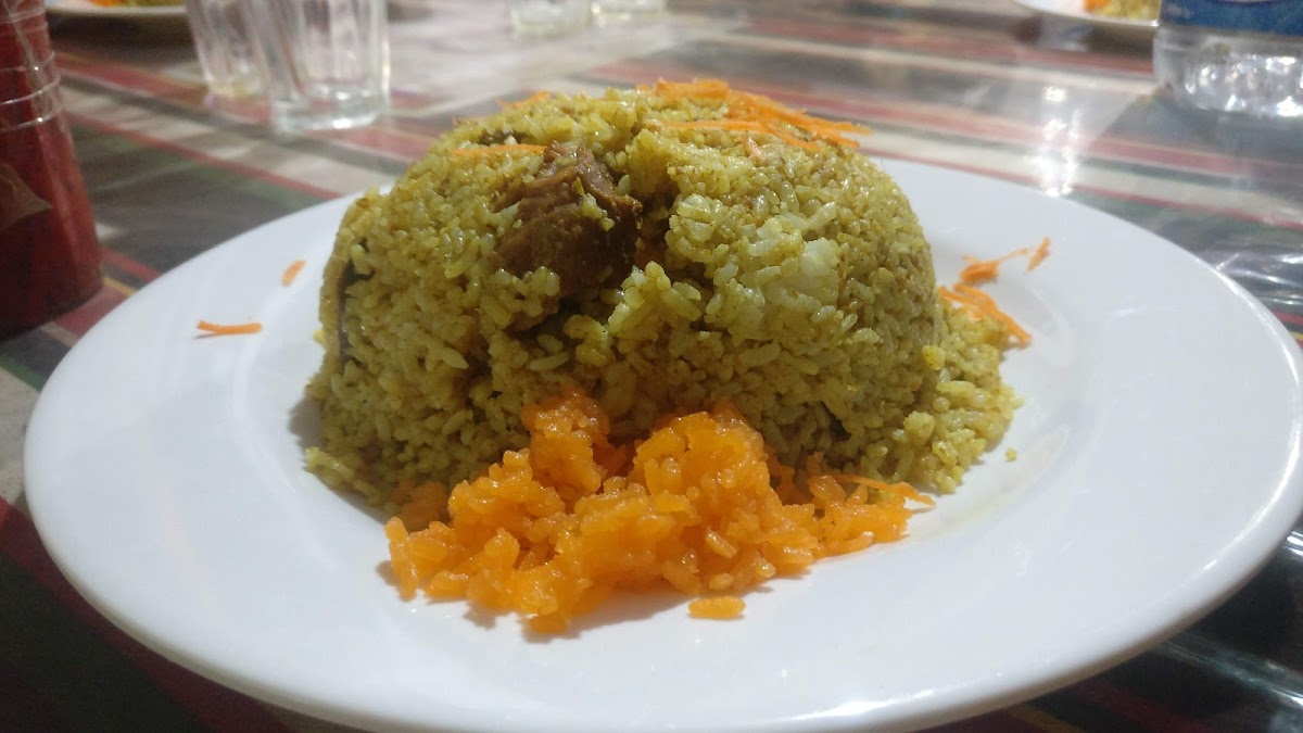 Apon restaurant,sitakund bazar - Photo 3