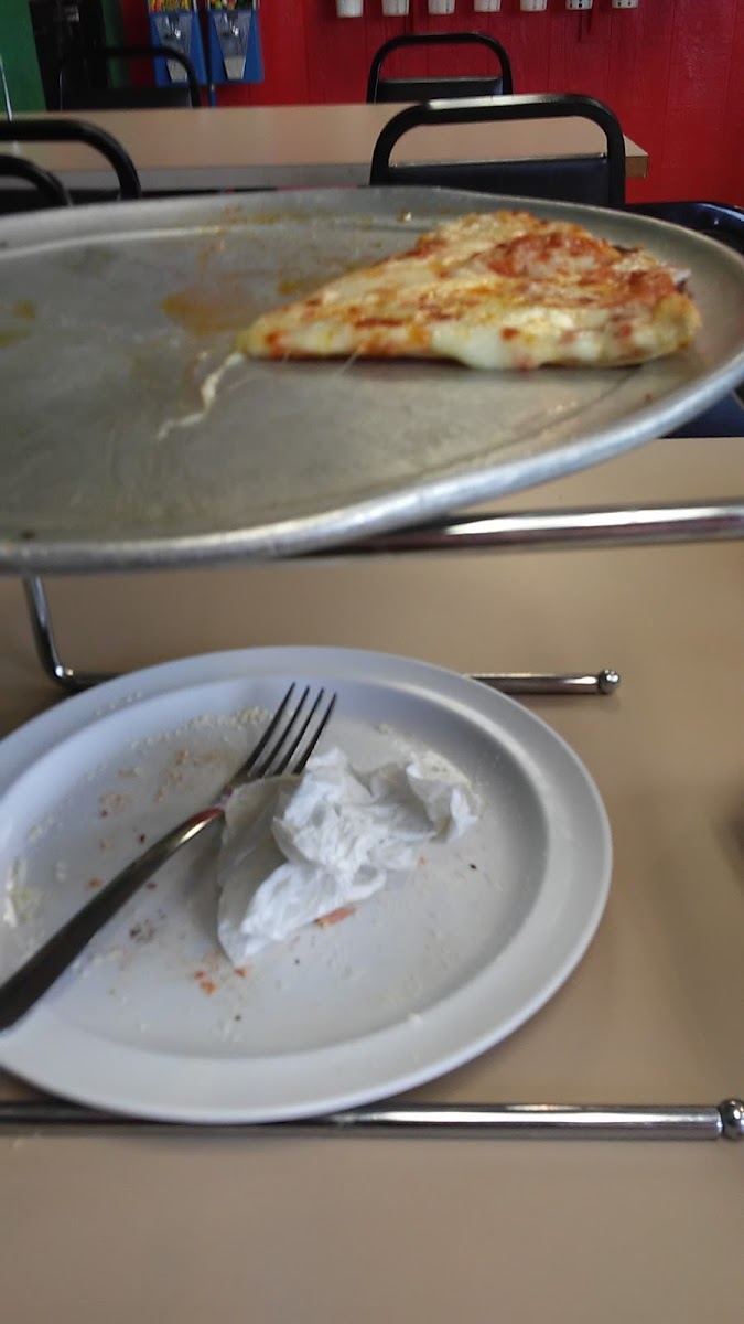 Main Street Pizzeria - Photo 7