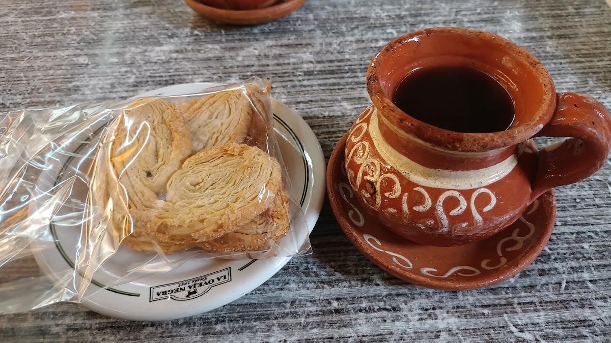 Restaurante La Oveja Negra - Photo 2