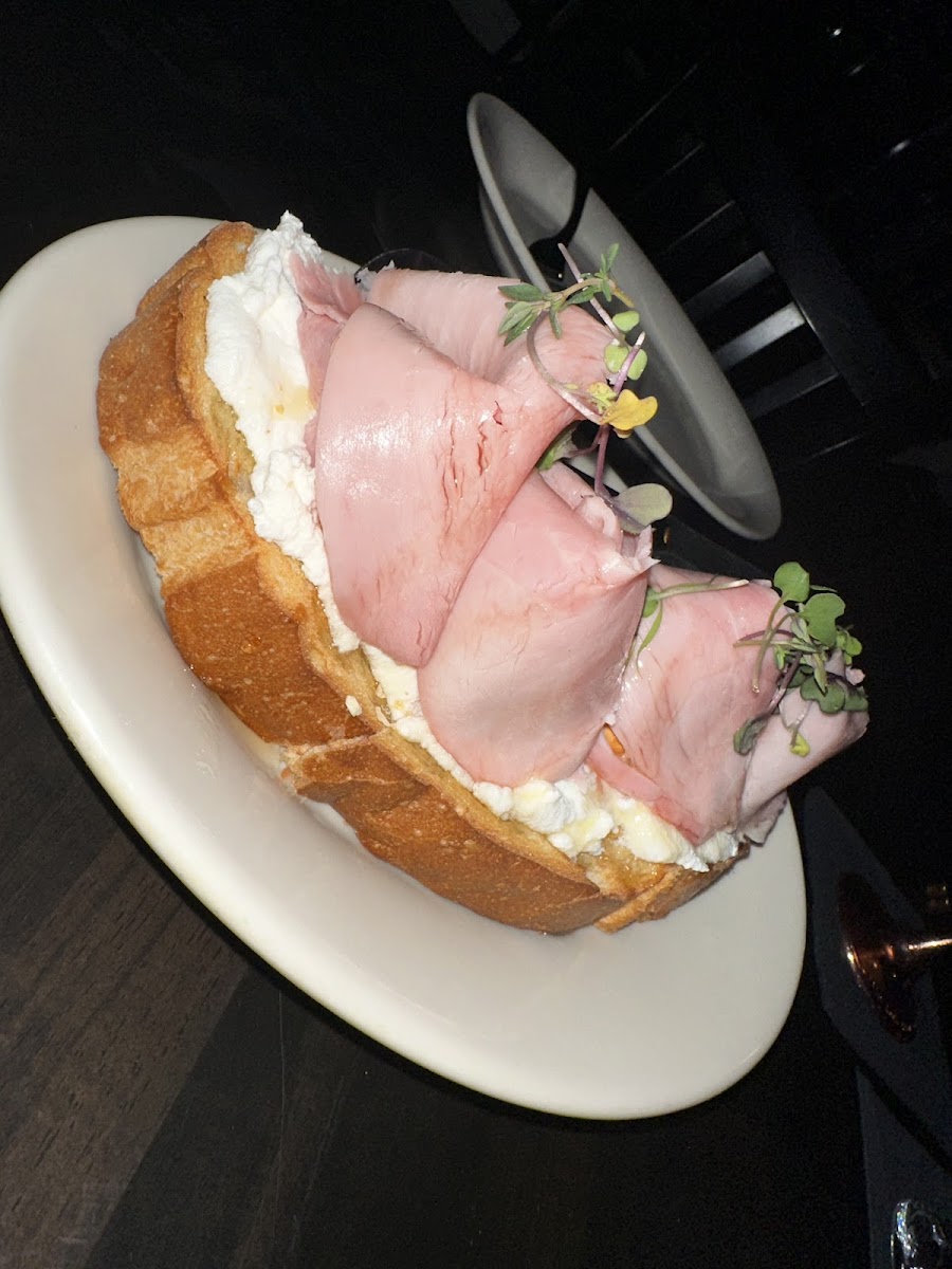 Carmela's Italian Ristorante - Photo 5