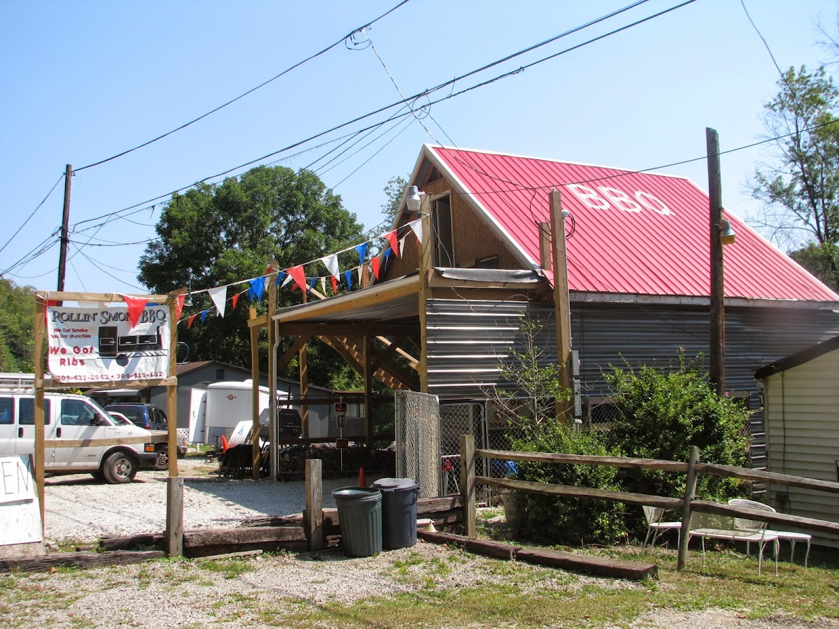 Rollin’ Smoke BBQ - Photo 3