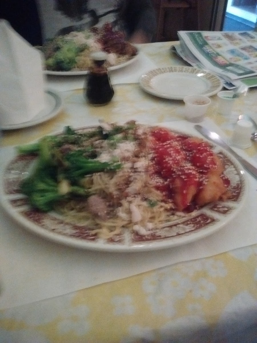 Polly's Cafe - Photo 5