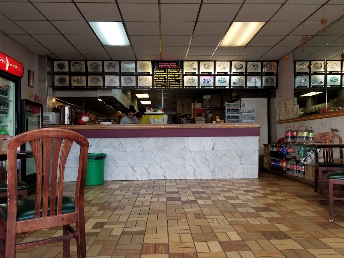 Hunan Wok - Photo 6