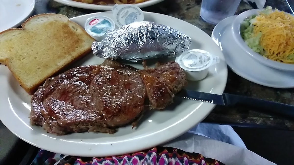 C P Deli - Photo 7