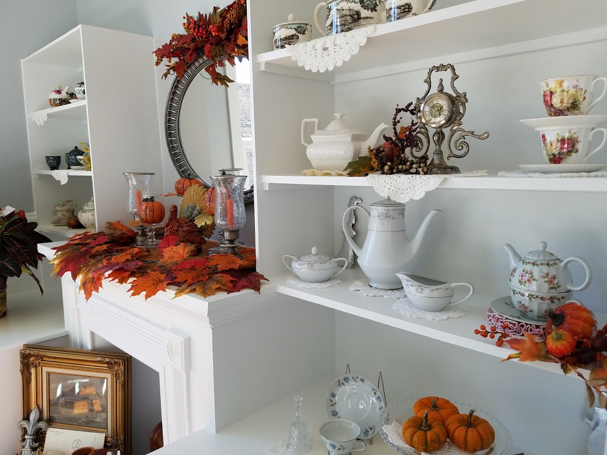 Hazel's Tea Parlor