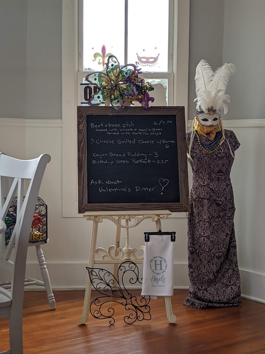 Hazel's Tea Parlor - Photo 3