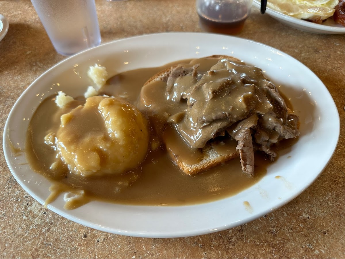 Foley's Family Restaurant - Photo 2
