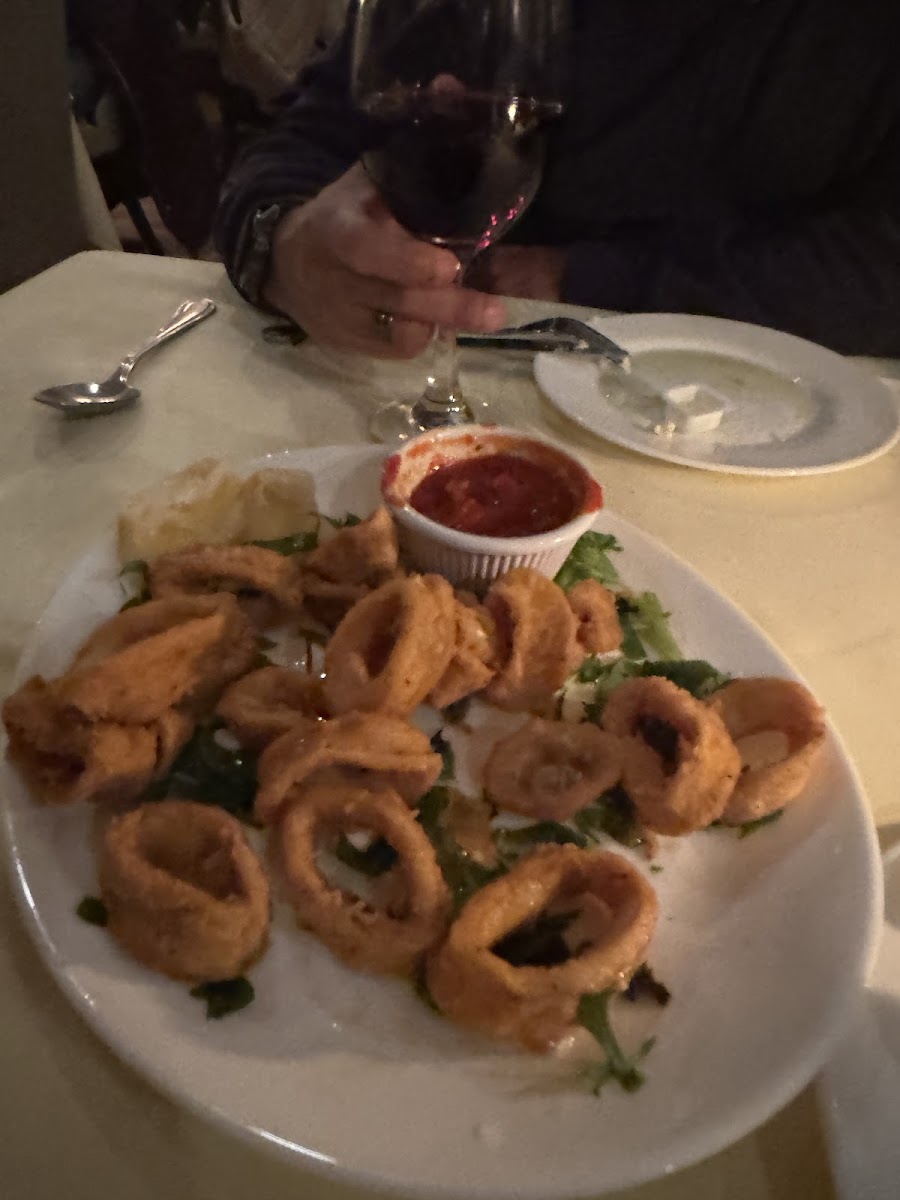 Giulio's Restaurant - Photo 2