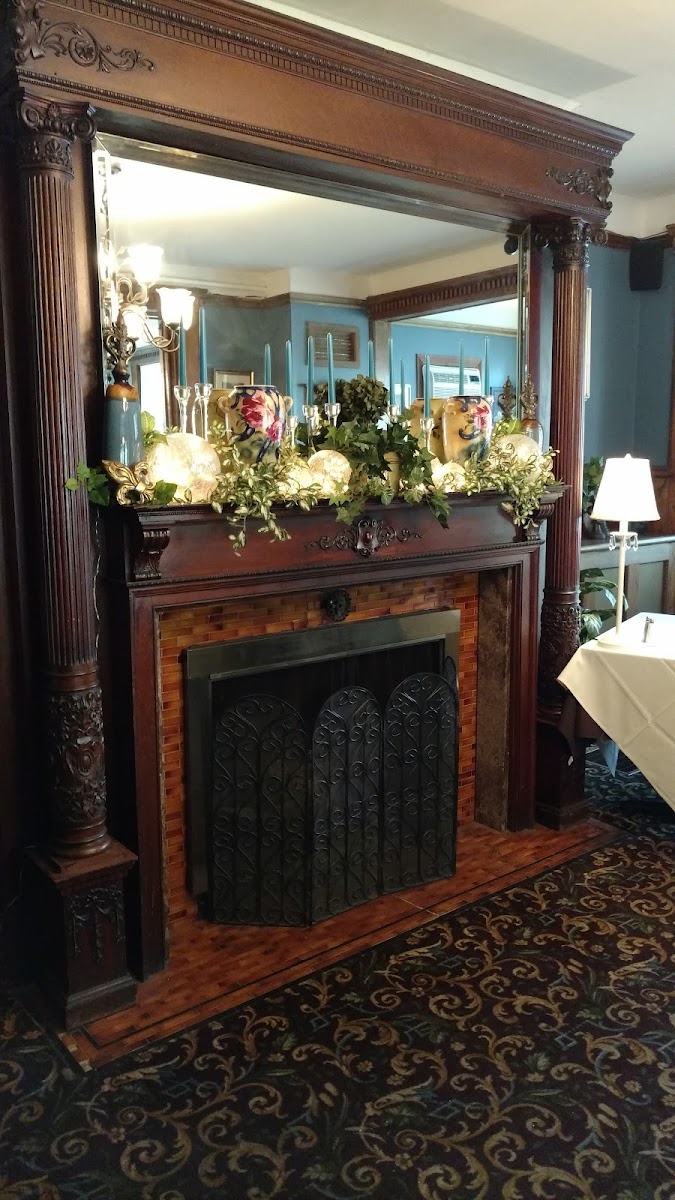 Giulio's Restaurant - Photo 3