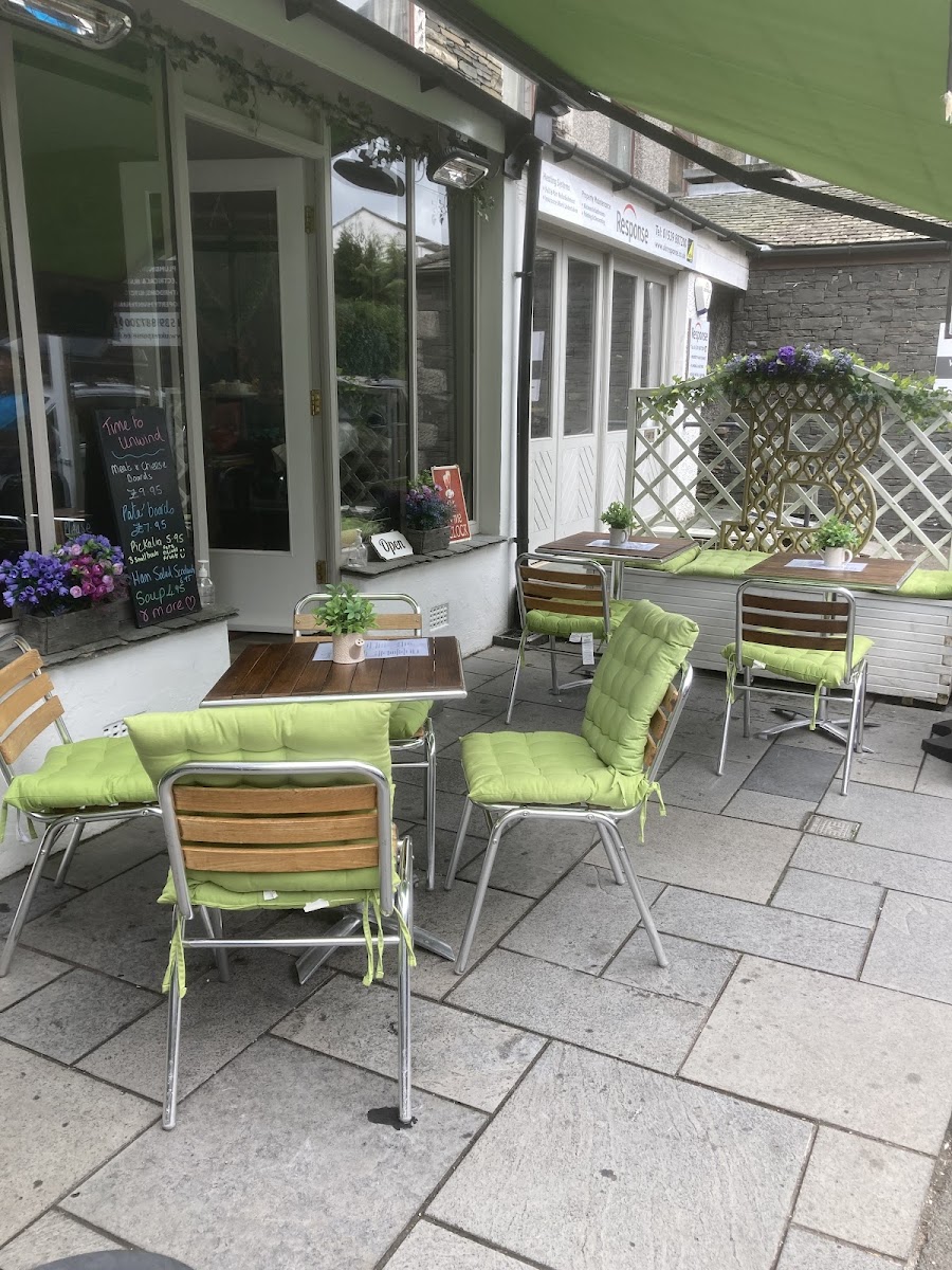 Brambles Cafe’ Bar