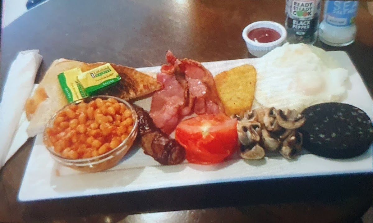 Brambles Cafe’ Bar - Photo 2
