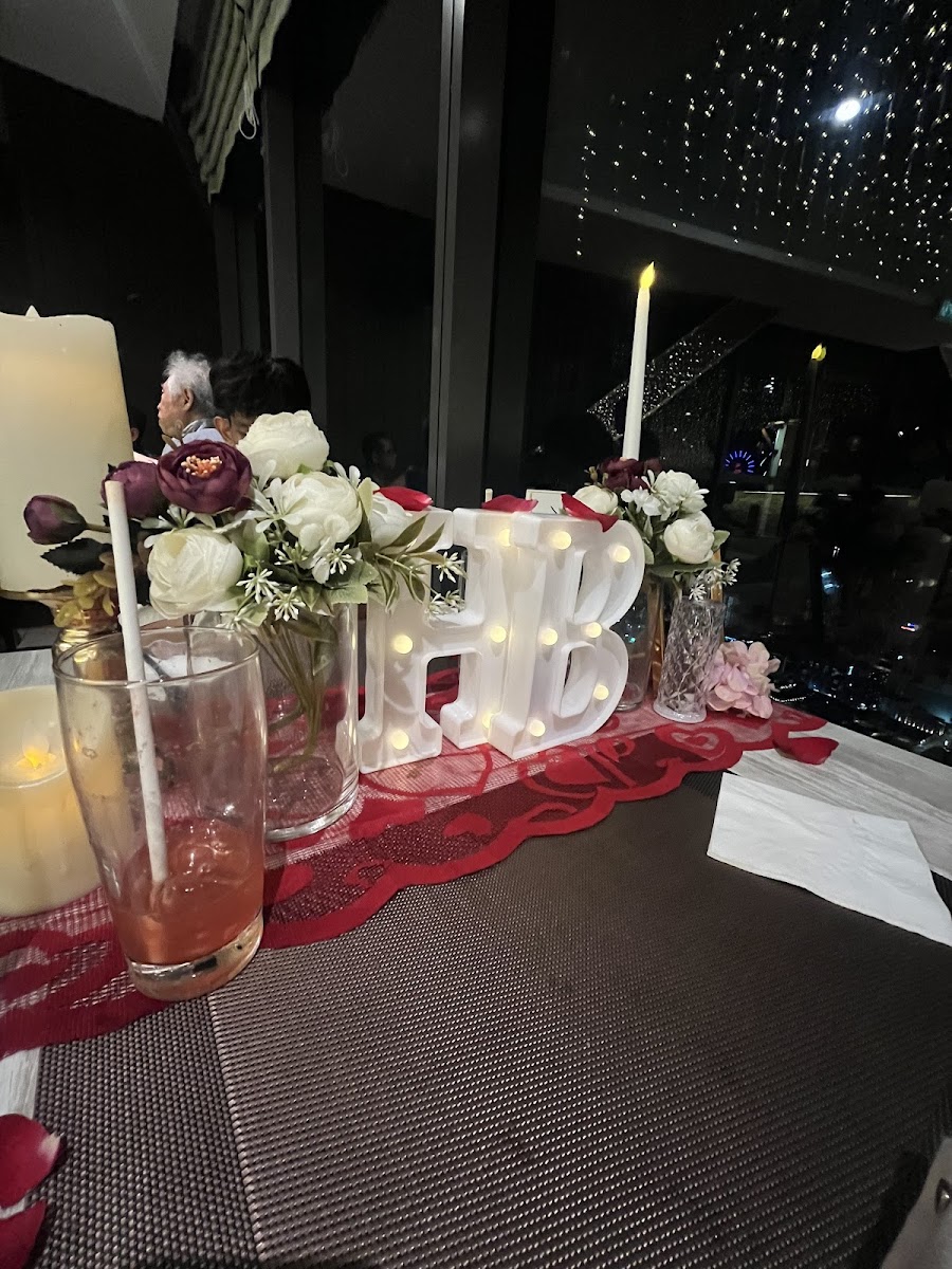 Top View Restaurant & Lounge - Photo 9