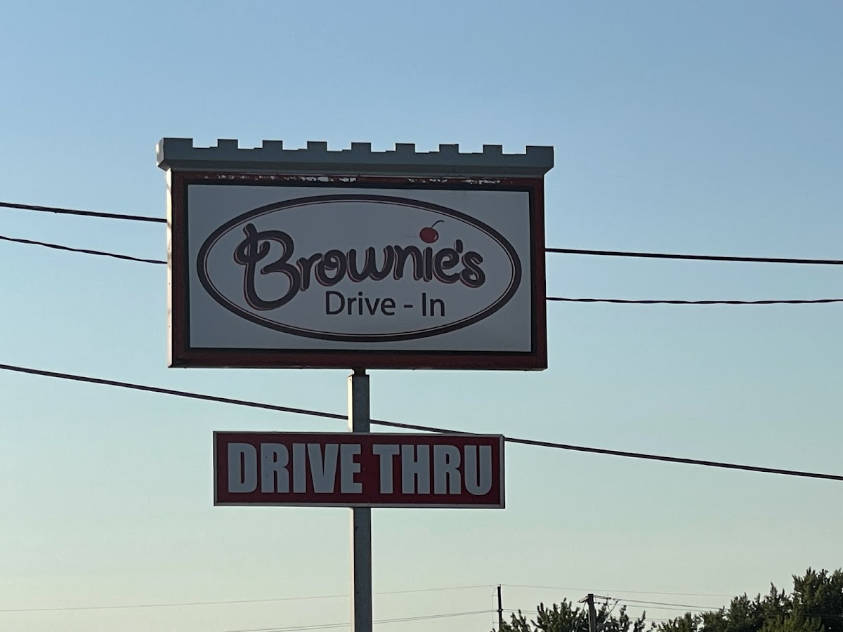 Brownie's Drive-In - Photo 8