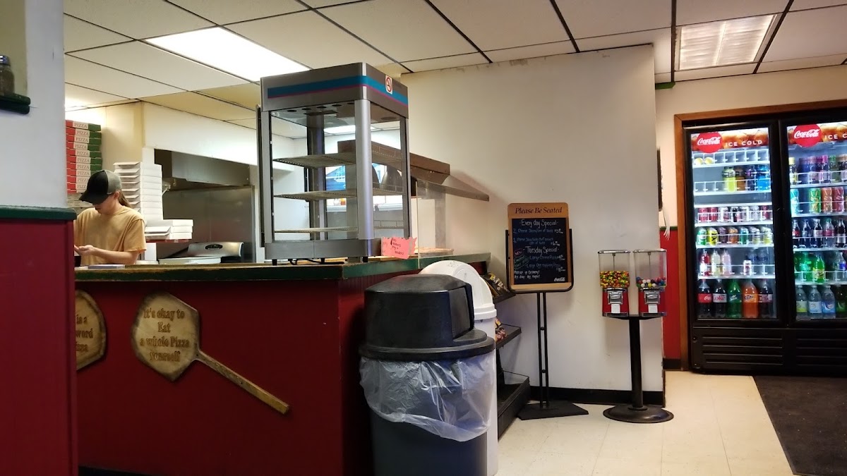 Johnny Mac's Pizzeria & Deli