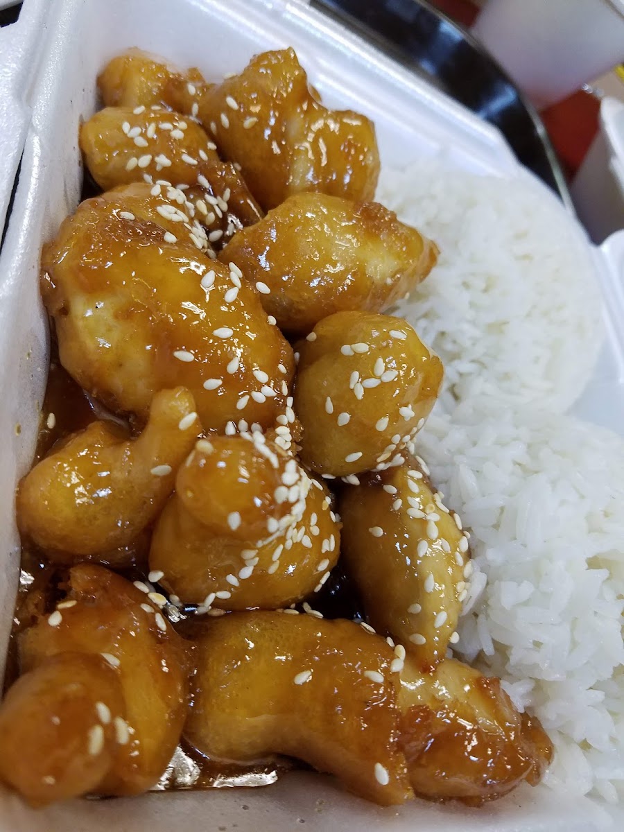 Chans Chinese Food - Photo 1