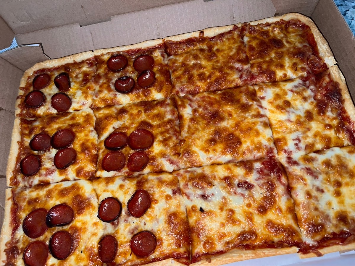 Billy Mac's Pizzeria - Photo 1