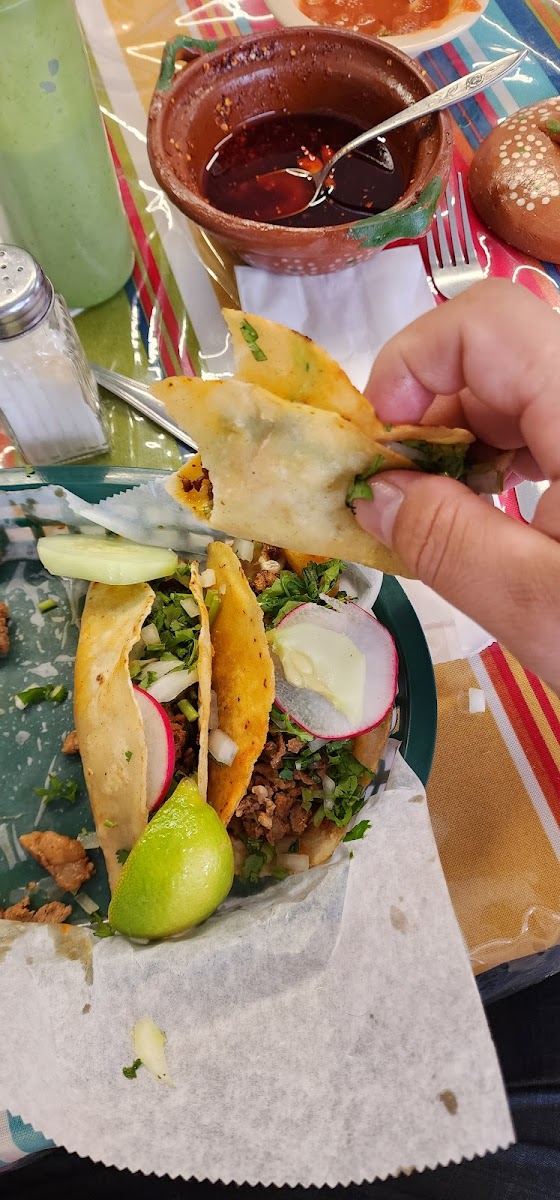 A Tacos Perrones Dona Mary - Photo 3