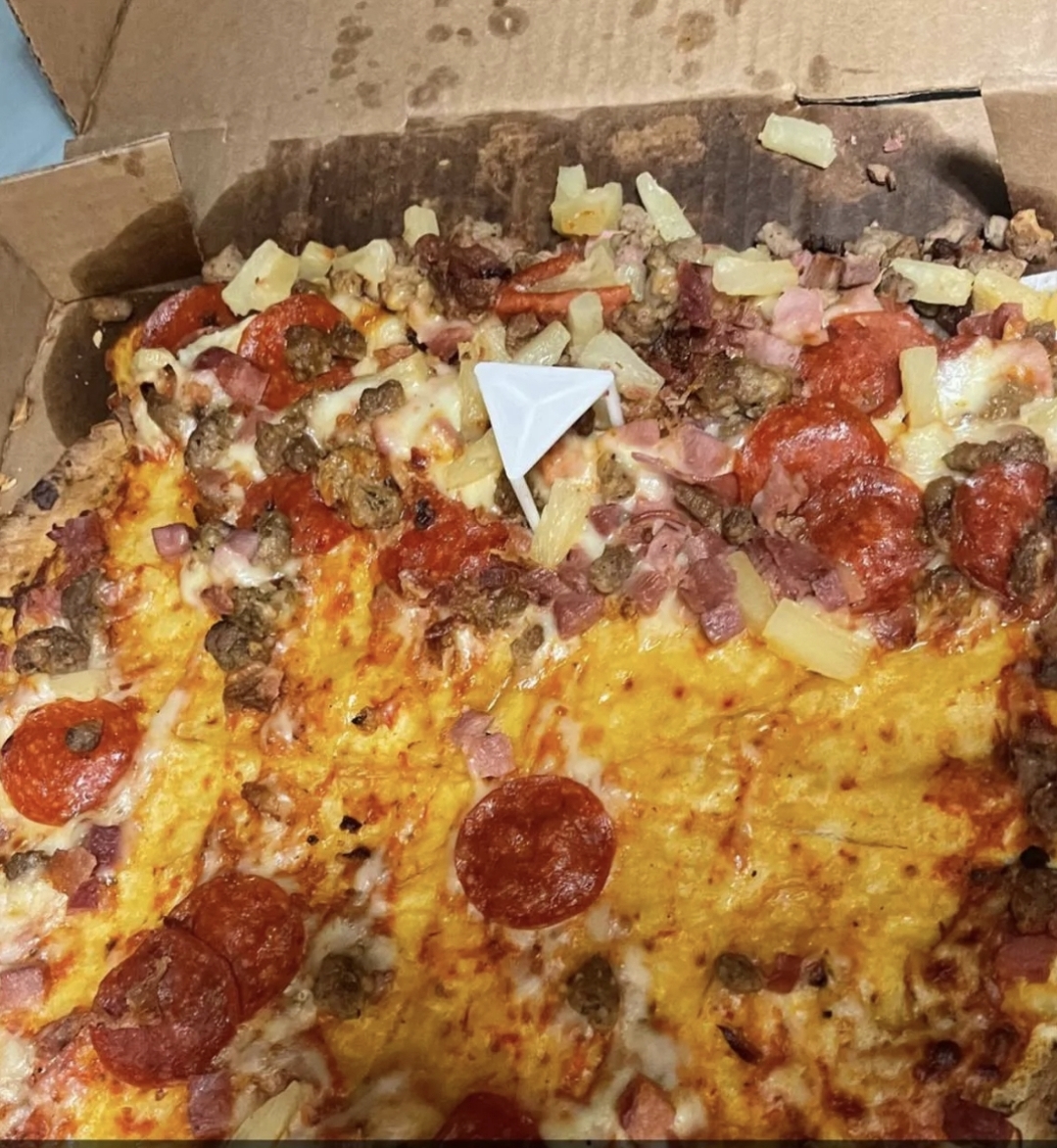 Pappas Pizzeria - Photo 1