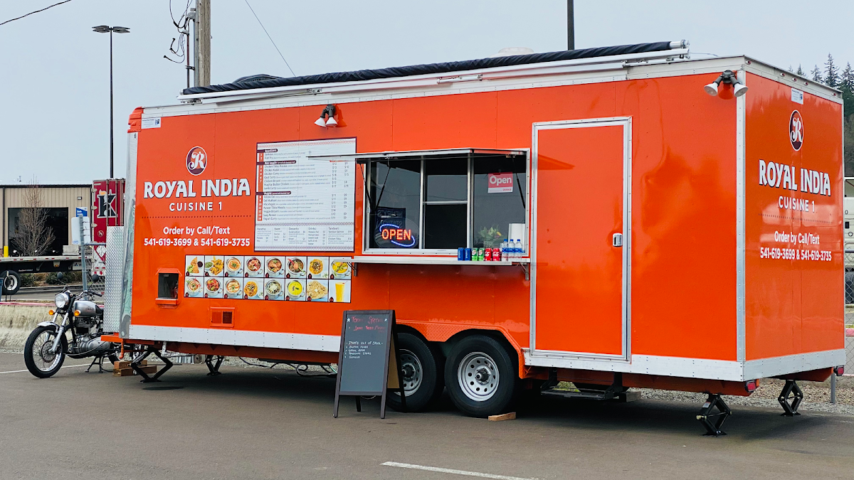 Royal India Food Cart - Photo 1
