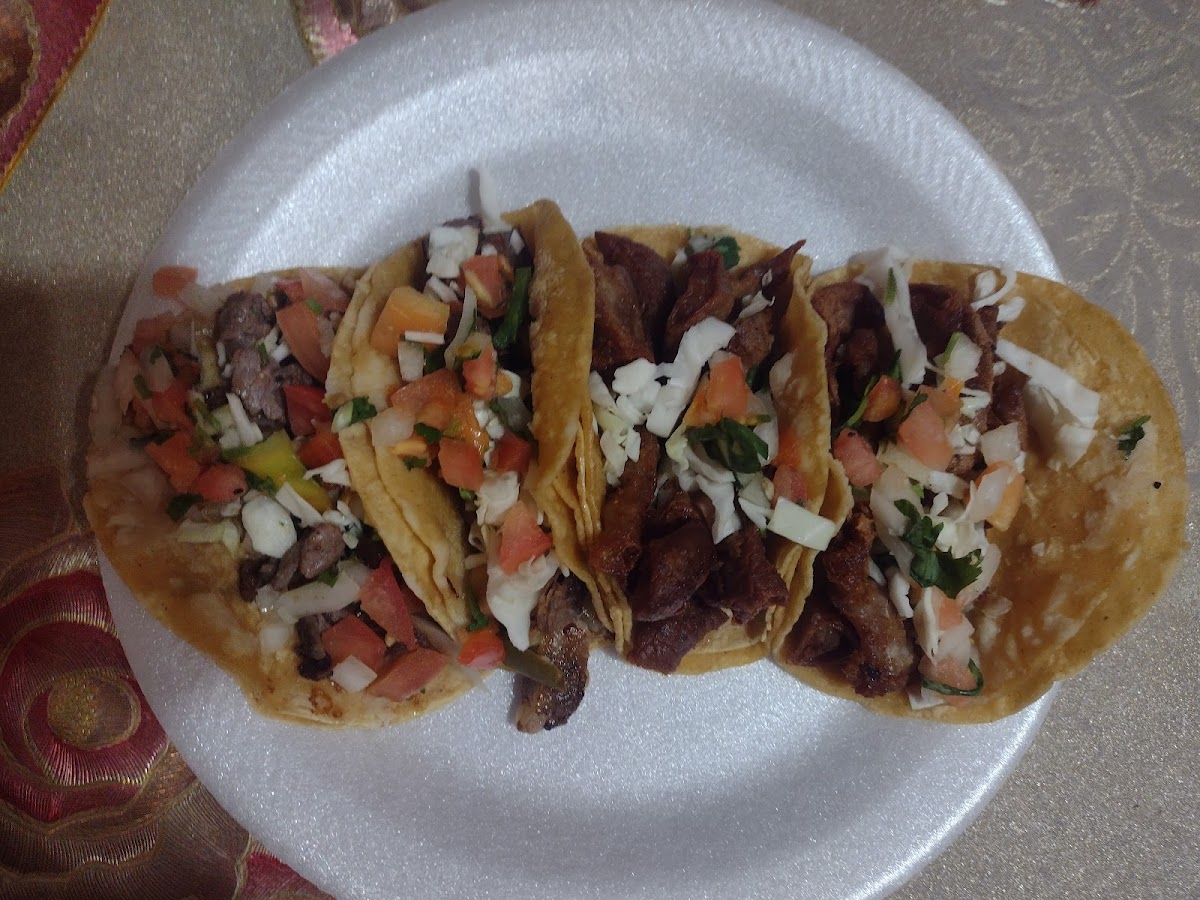 Daisy's Mexican Food - Photo 2
