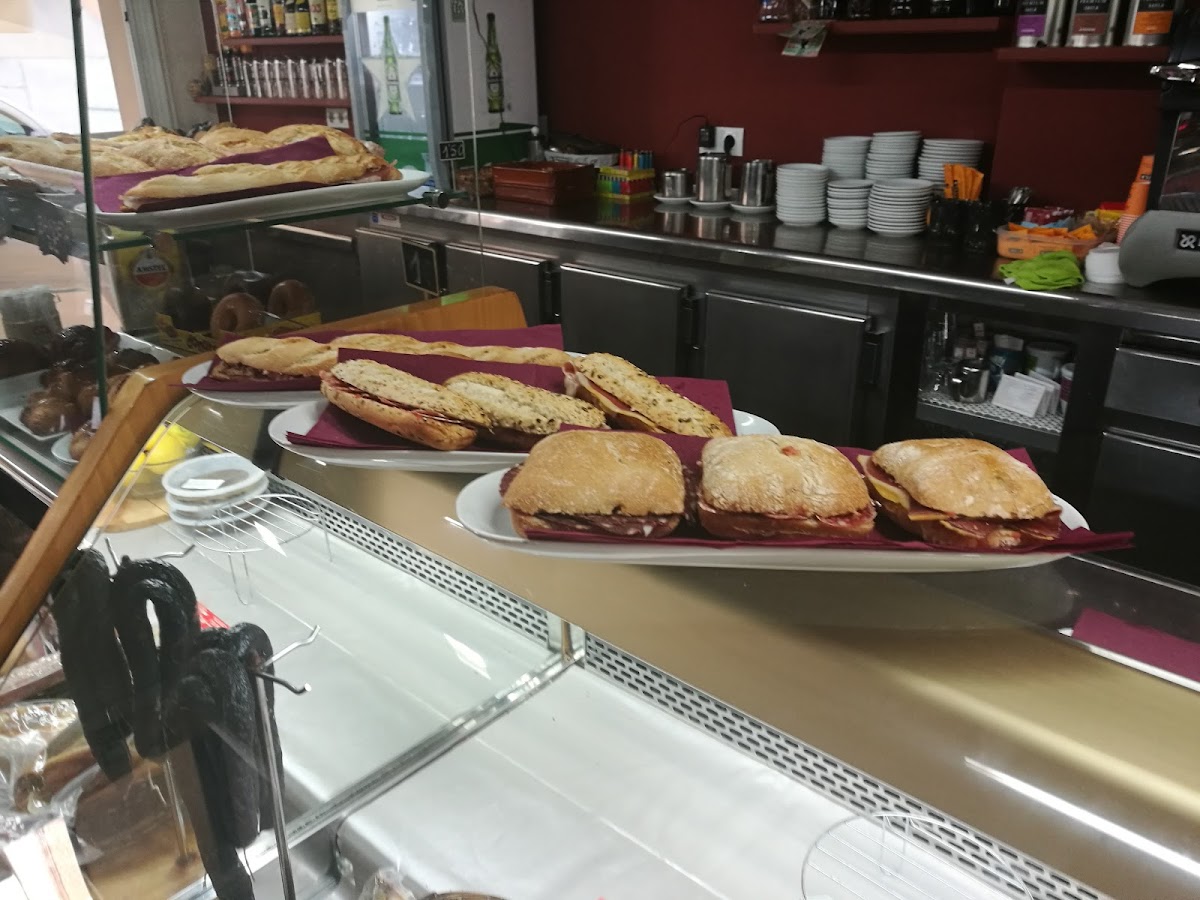 Cafeteria Granja Matadepera - Photo 3