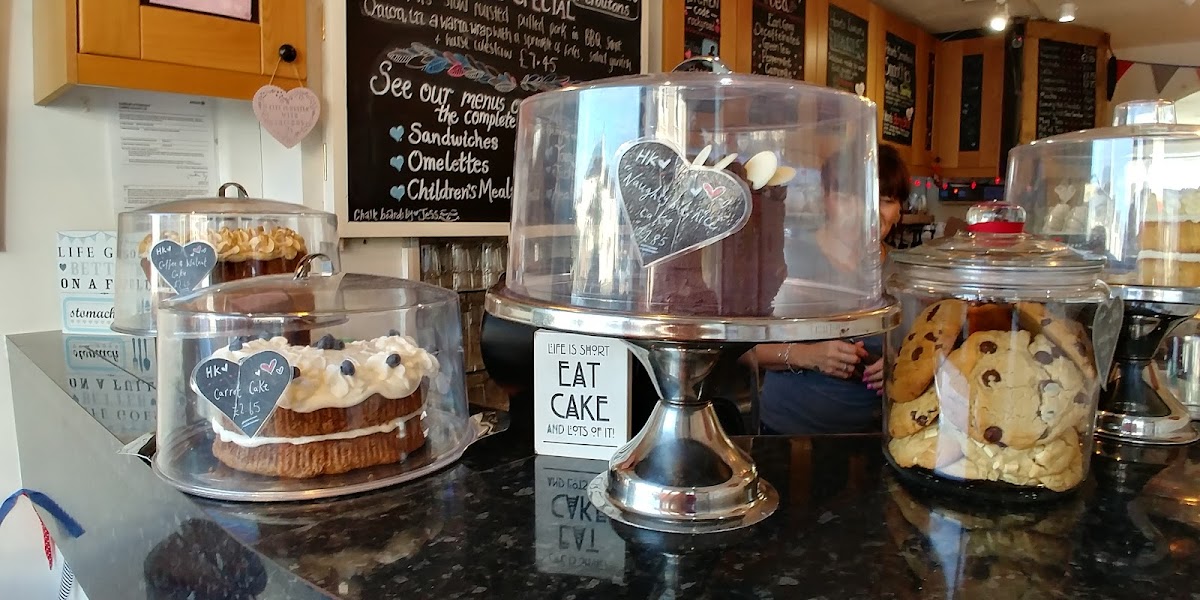 Hearts Kitchen - Photo 3