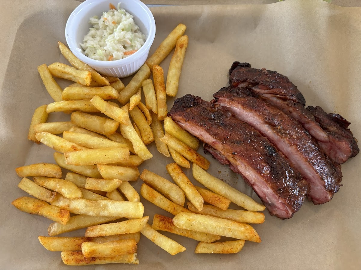 Austin’s Texas BBQ - Photo 9