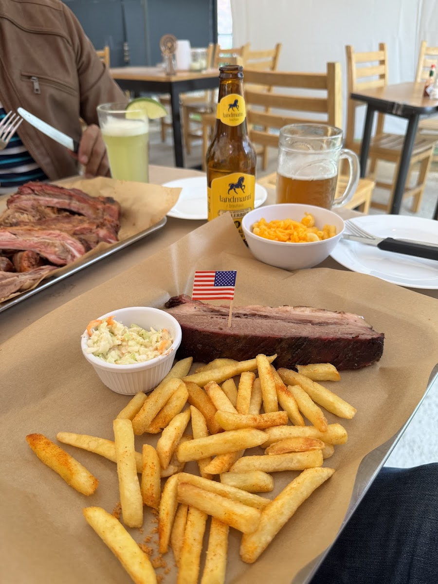 Austin’s Texas BBQ - Photo 2