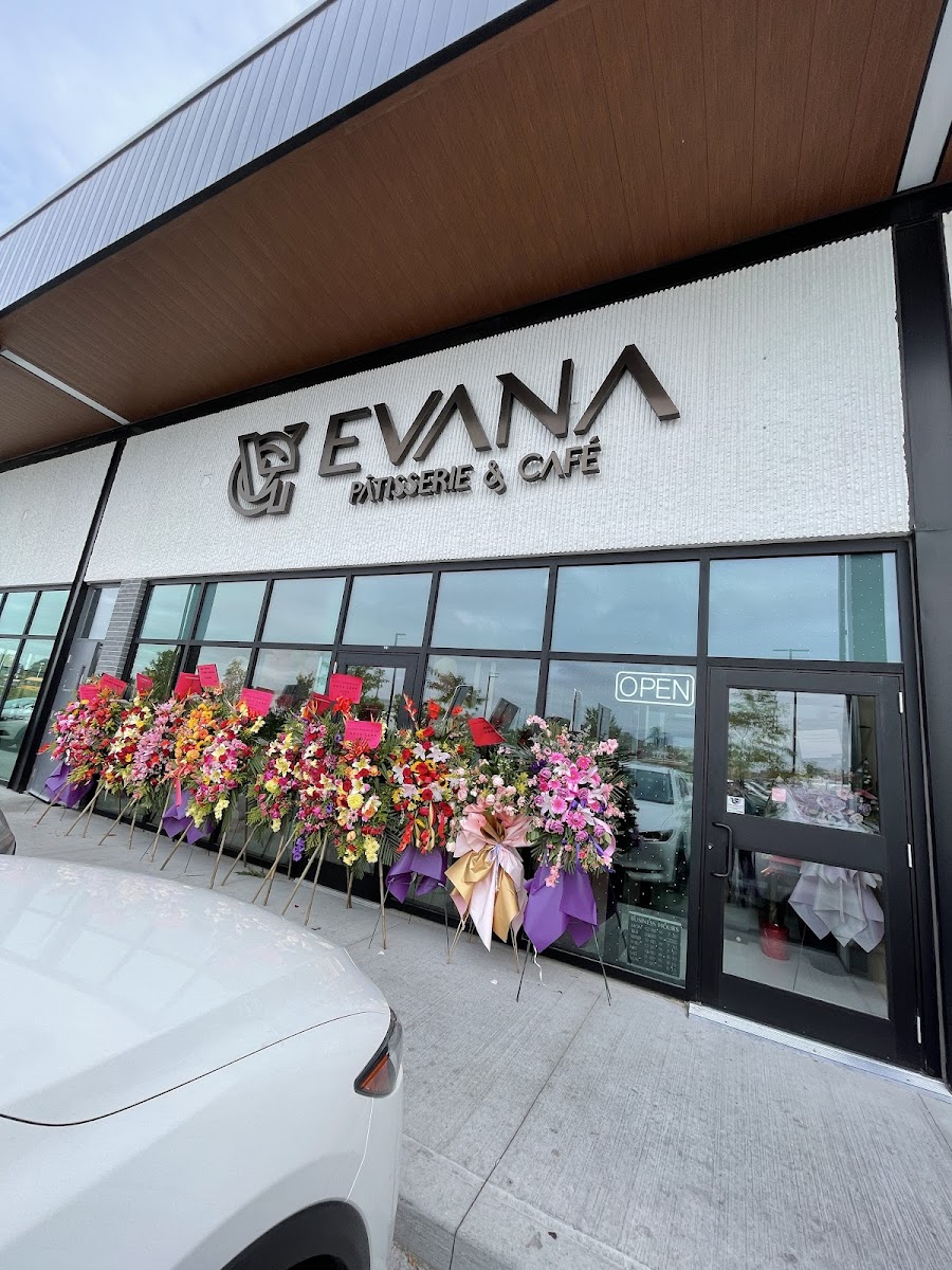 Evana Patisserie & Cafe