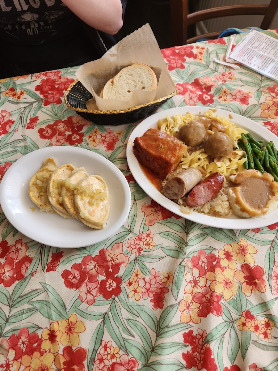Czapski's Kitchen Cafe & Catering