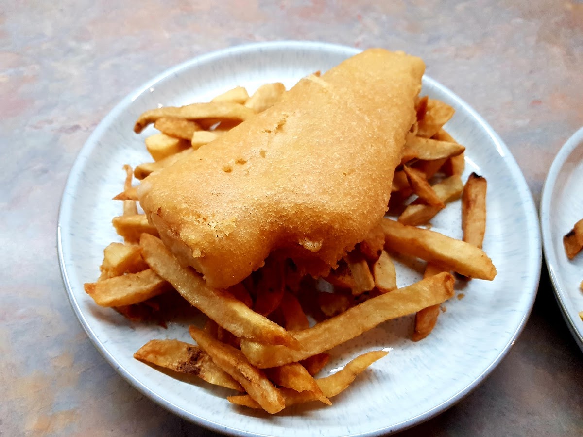 Balmoral Fish & Chips - Photo 7