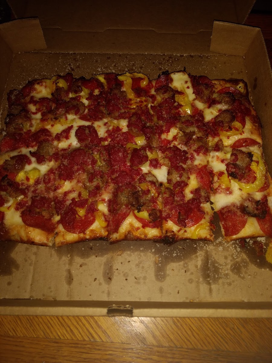 Little Sicily Pizzeria - Photo 2