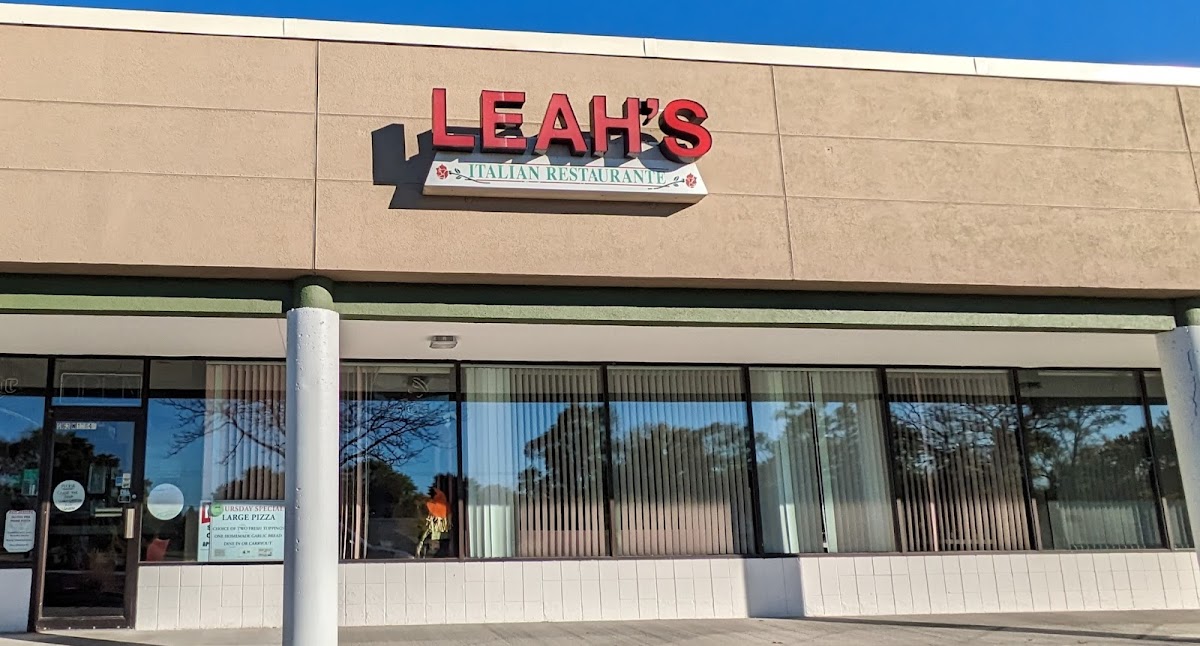 Leah's Italian Restaurant - Photo 2