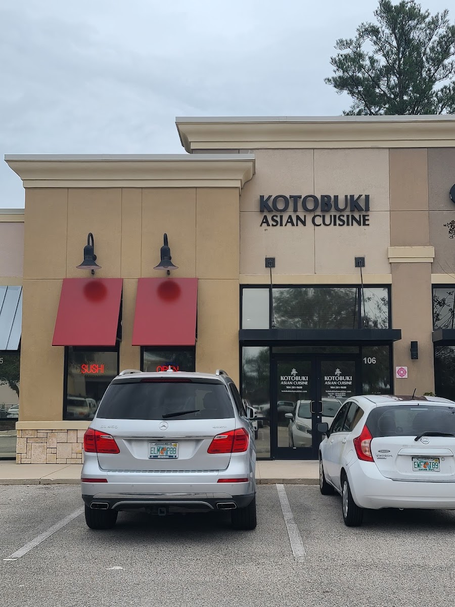 Kotobuki Asian Cuisine - Photo 2