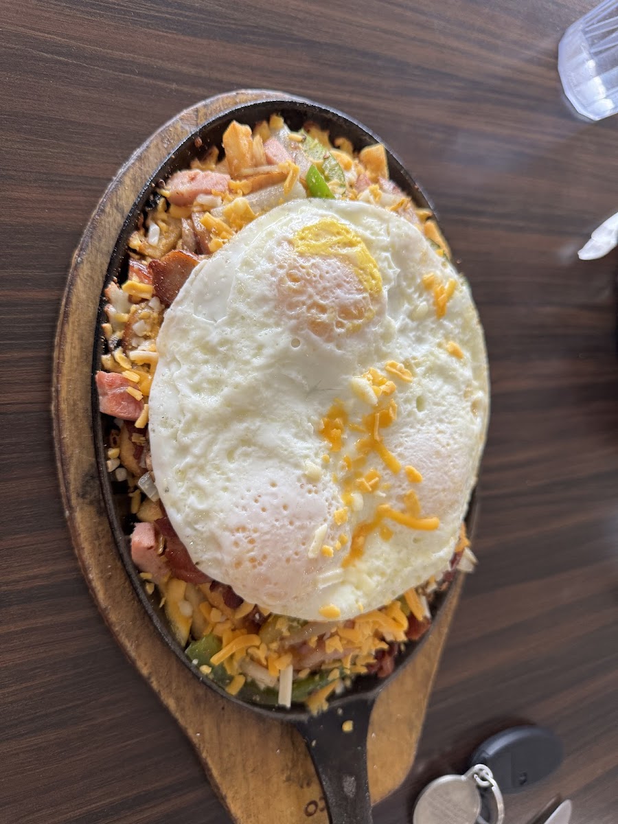 Howard Grill and Pancake House - Photo 1