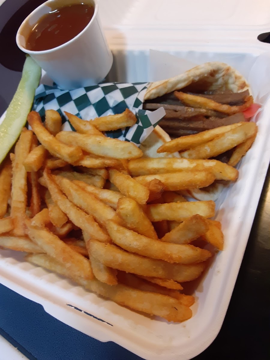 Howard Grill and Pancake House - Photo 5