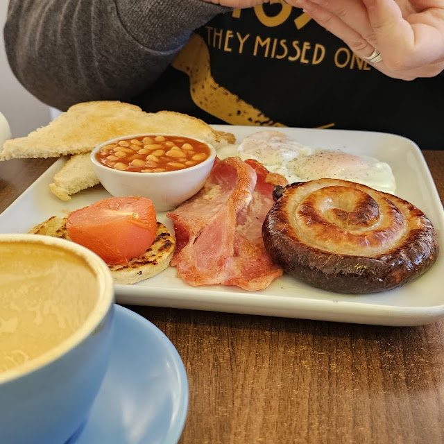 English Breakfast