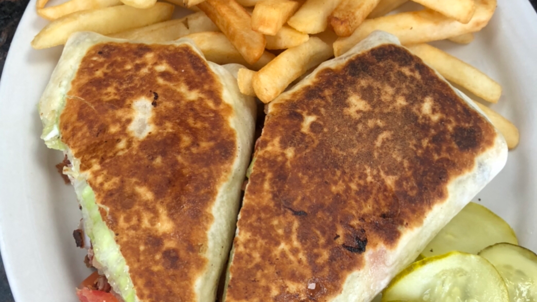 Tony's Coney Island & grill - Photo 1