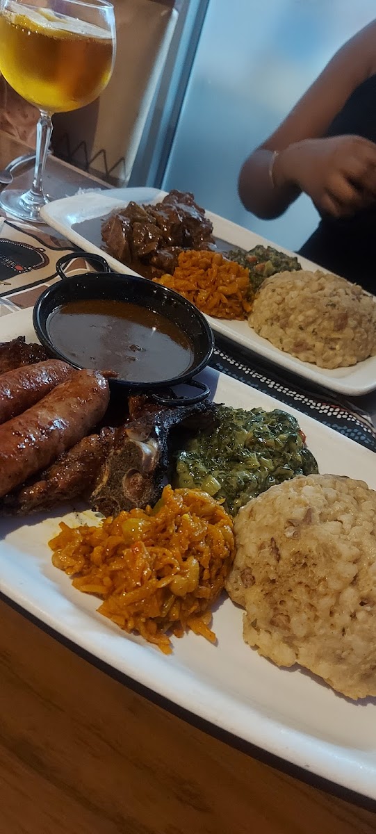 Tavern Restaurant - Photo 1