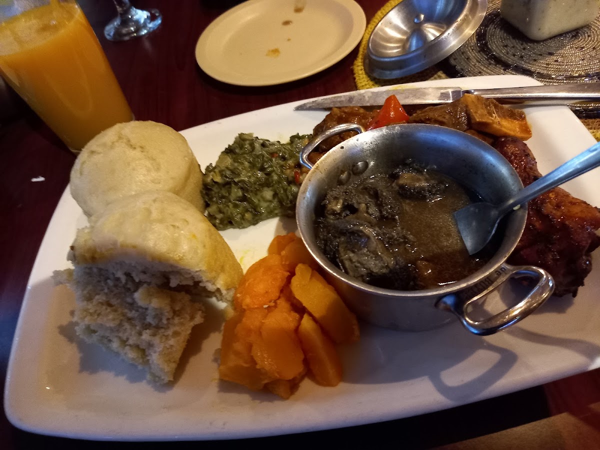 Tavern Restaurant - Photo 2