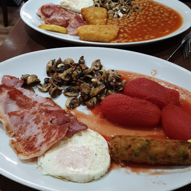 English Breakfast