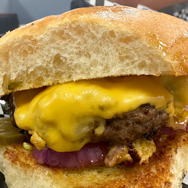 Cheeseburger