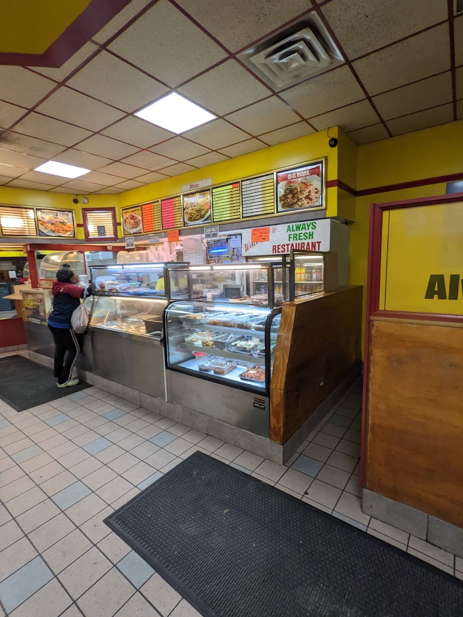Restaurant Canadian Caribbean - Photo 2