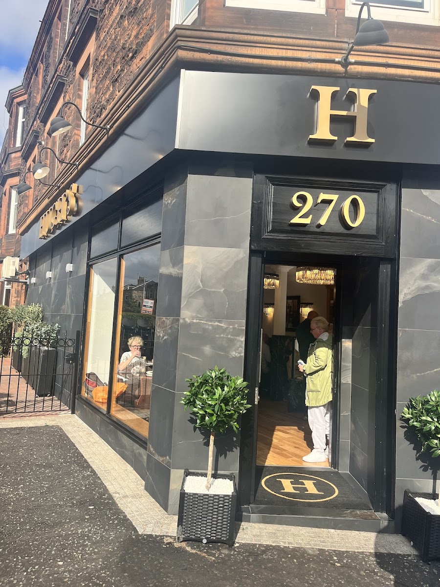 Hugh's Restaurant - Photo 7