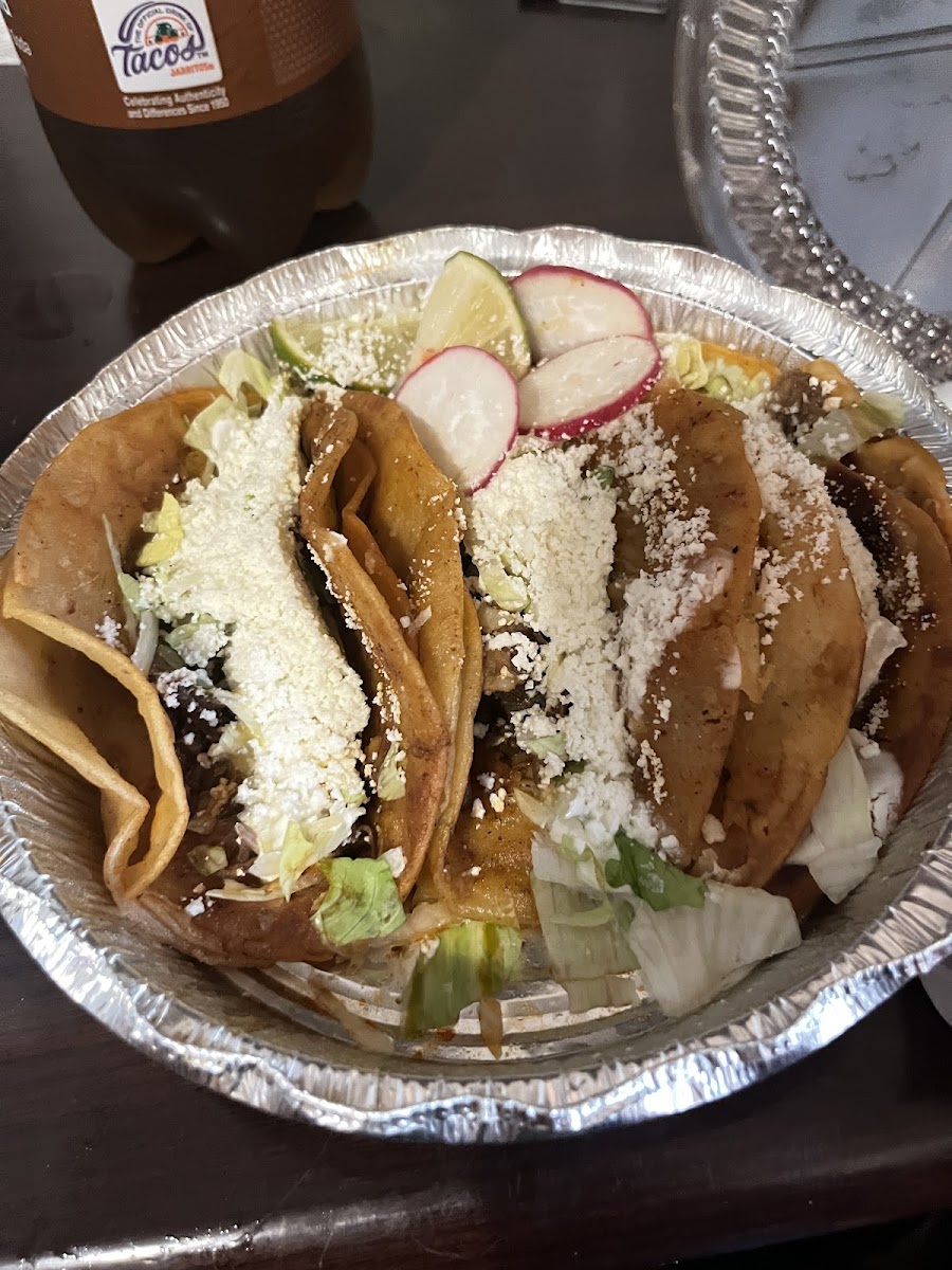 Taqueria El Cebollin - Photo 1