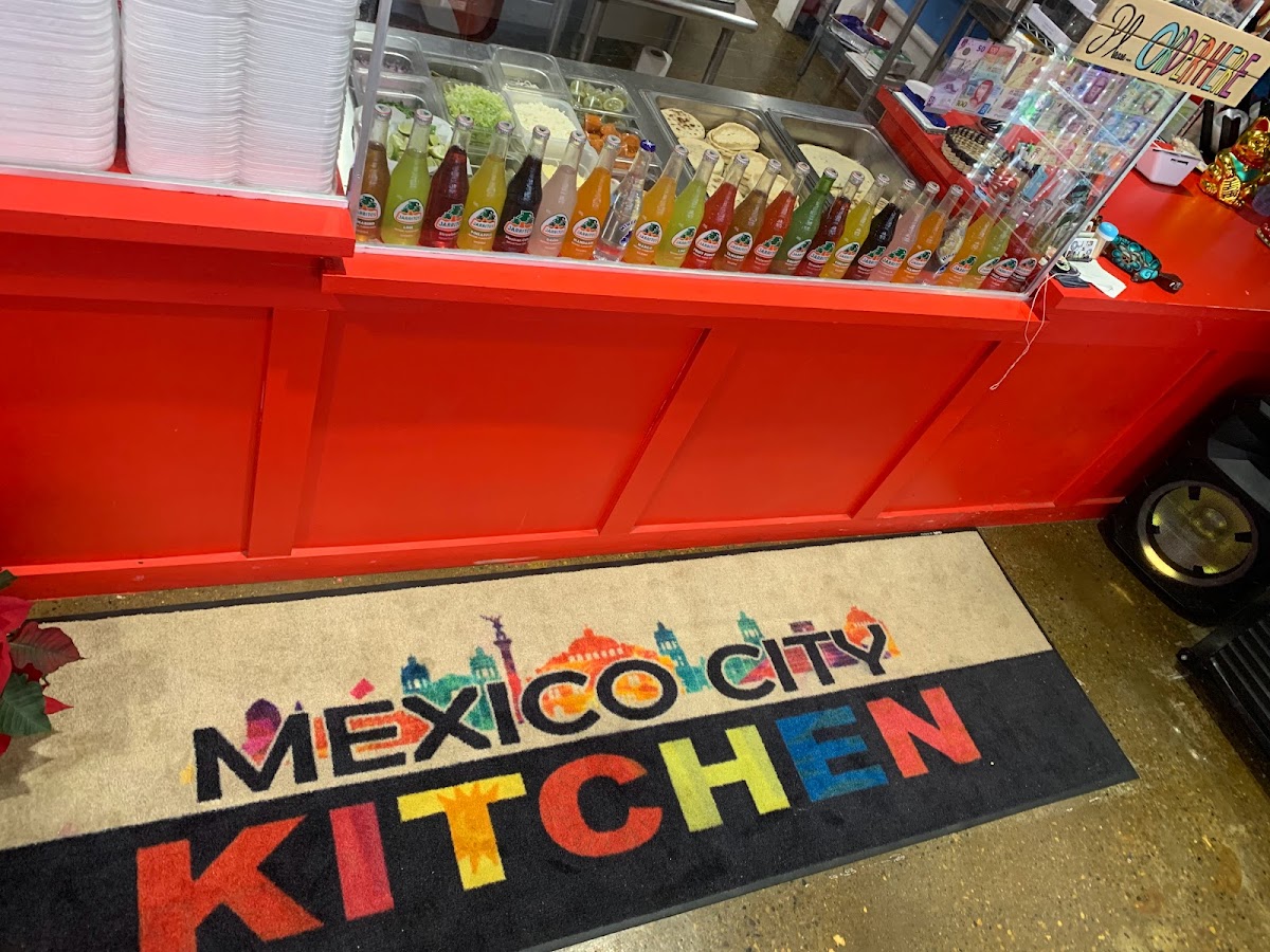 Mexico City Kitchen - Photo 3