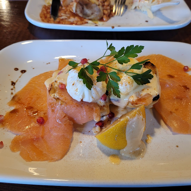 Eggs Benedict