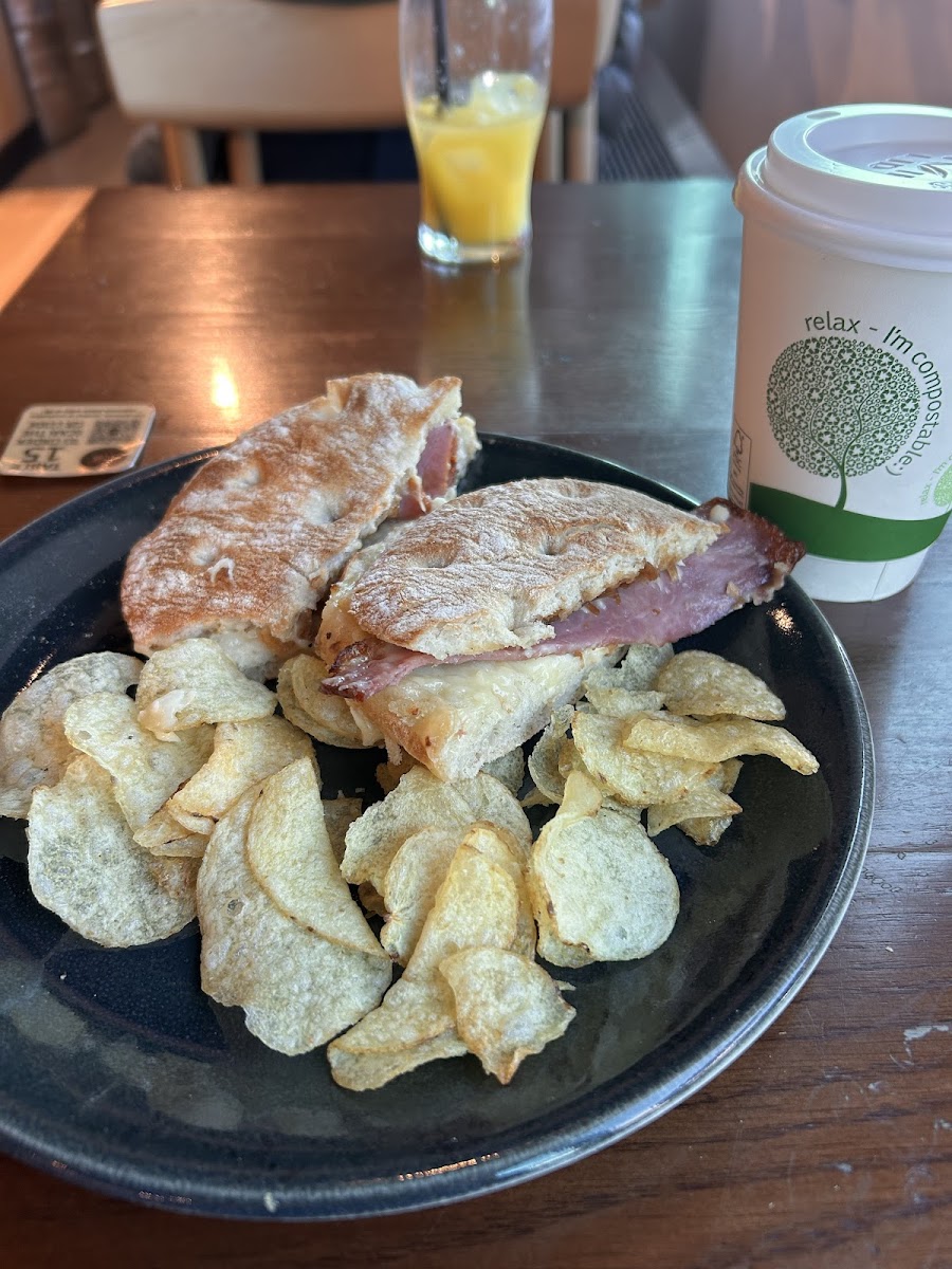 Whiskey Bread, Dublin Airport T - Photo 2