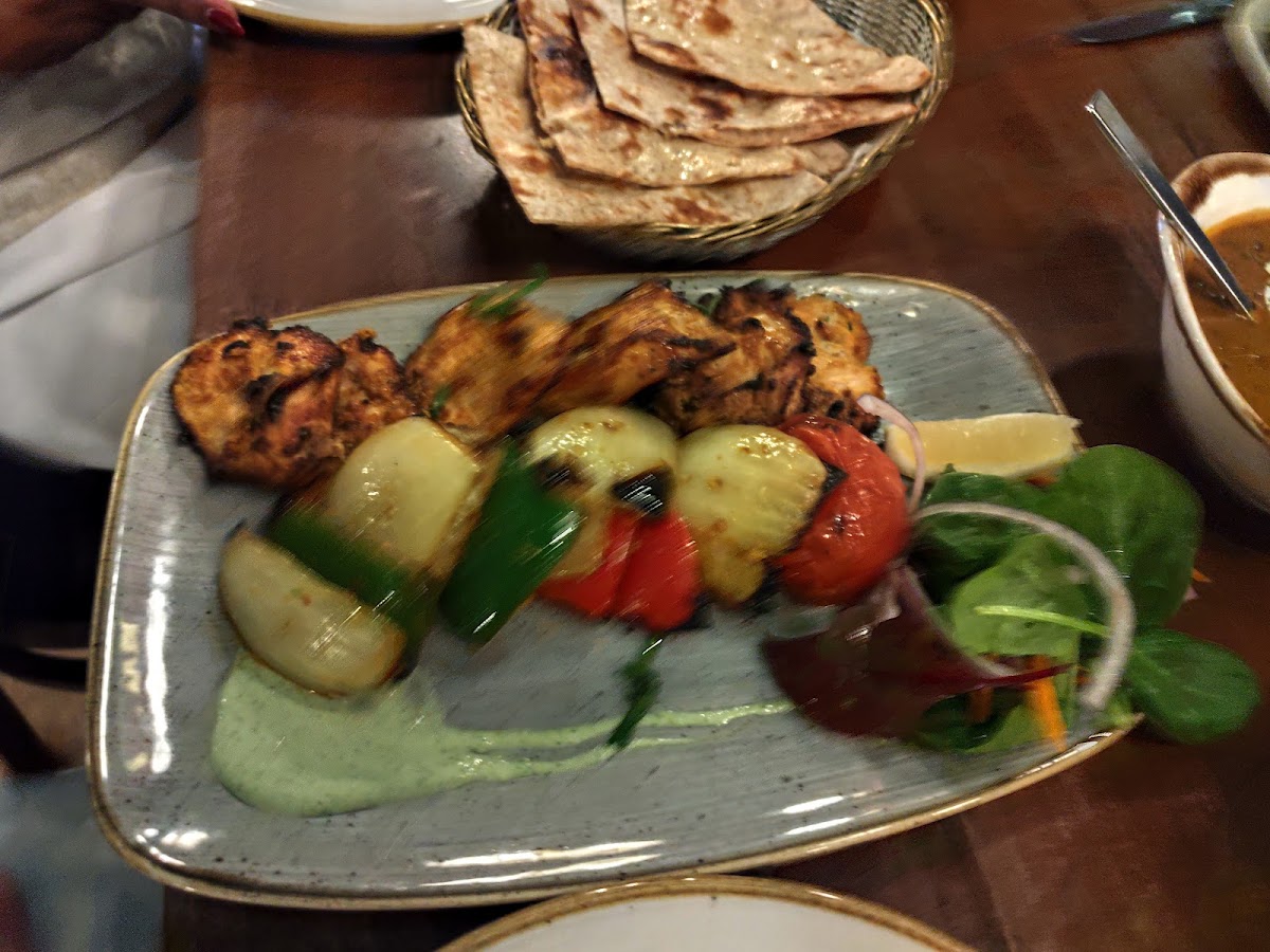 Village Eat Inn - Photo 2