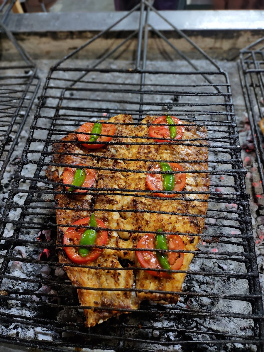 Shaukat Fish & Chicken Point - Photo 3